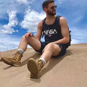 Meet your Posher, Zac